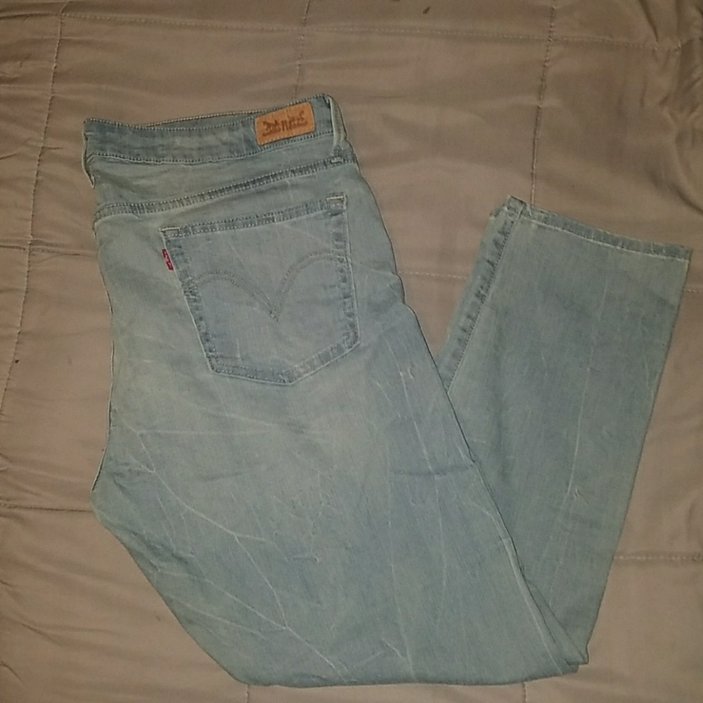 🎈Levi Jeans (2 Pair) SOLD🎈🎈🎈🎈